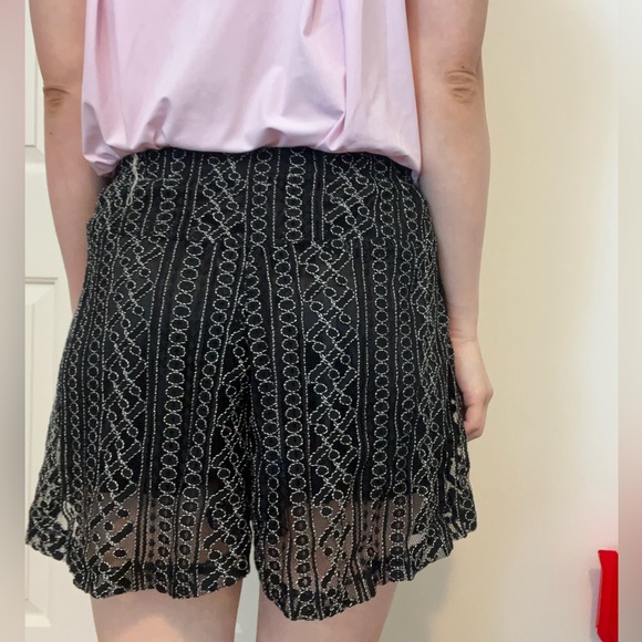 Korean black and white Elastic Skorts - Picture 6 of 6